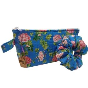 Makeup bag & scrunchie set